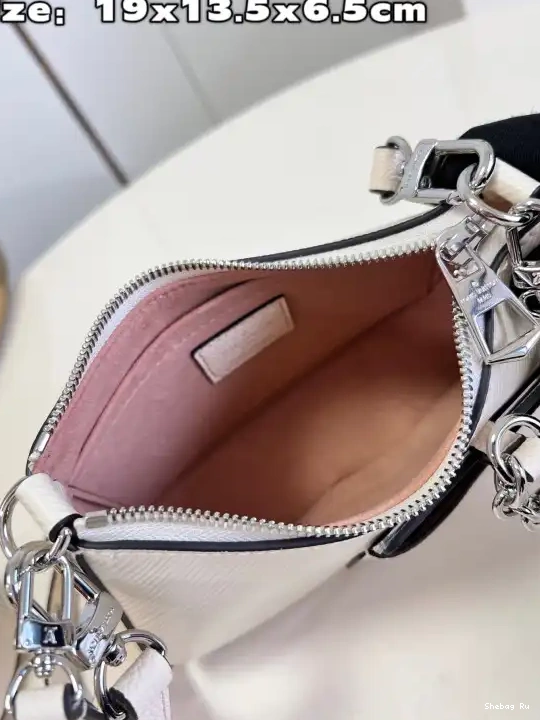 LOUIS Marellini VUITTON 0521